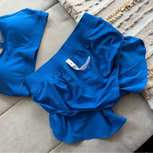 Amazon Blue Workout Set - Picture 2 of 3